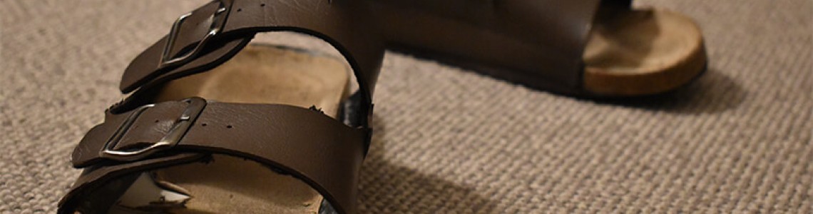 Men's leather sandals in summer Men's leather sandals in summer